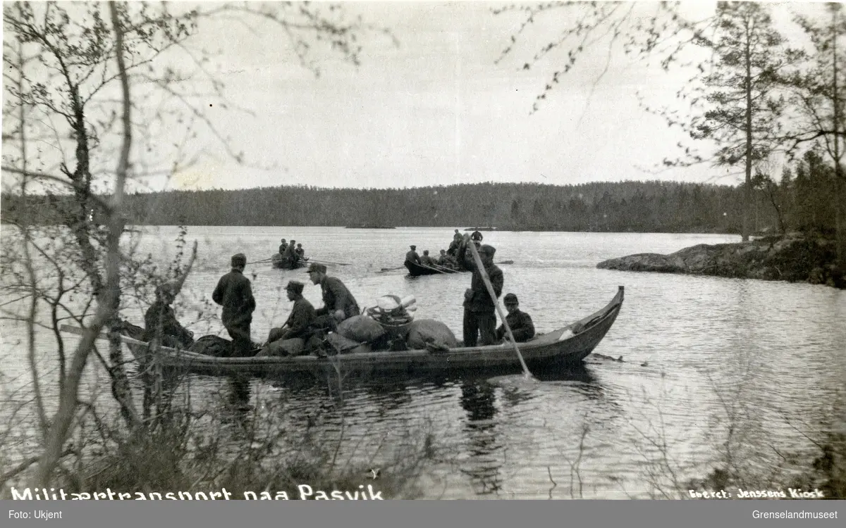 Militærtransport på Pasvikelva, Skogfoss, 1921.