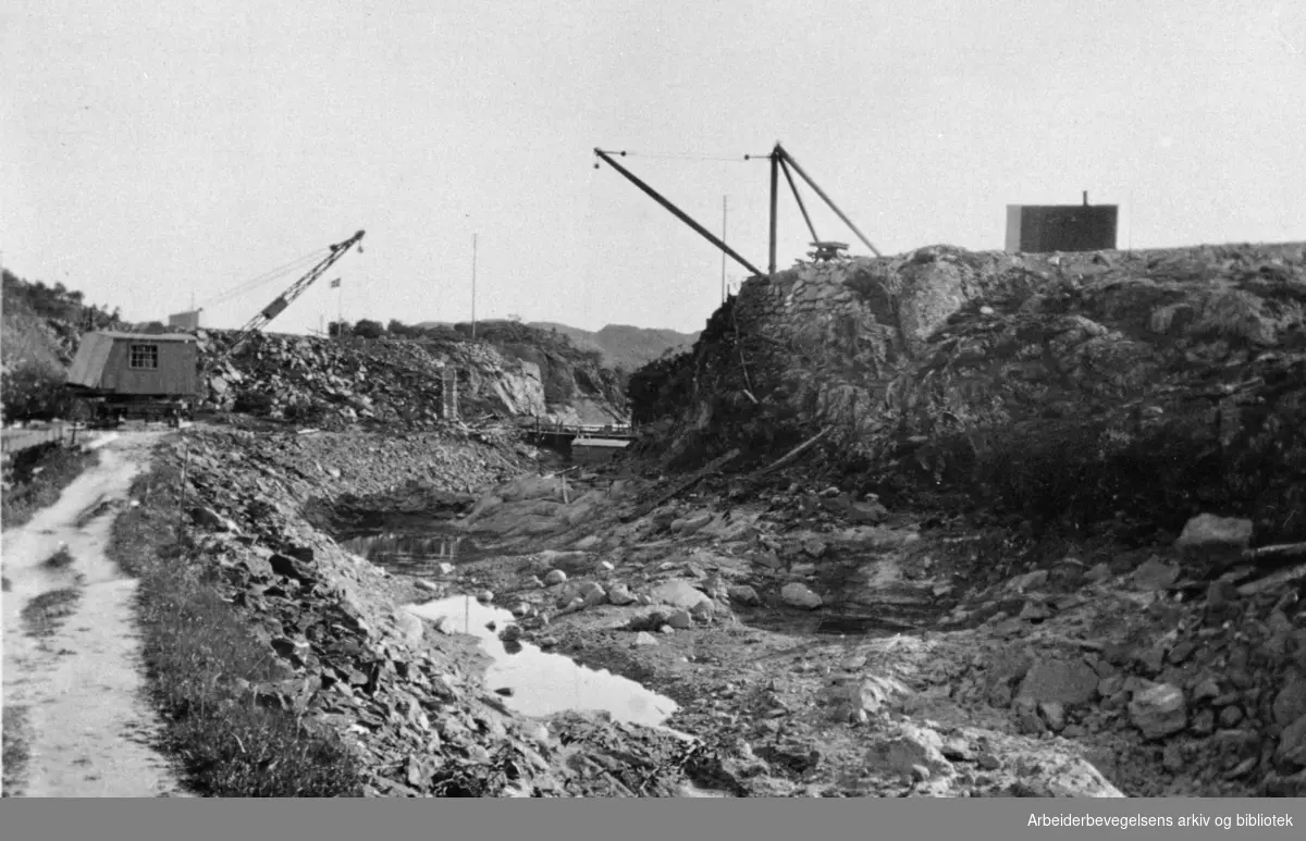 Kuleseidkanalen i Hordaland under arbeid, ca. 1933.