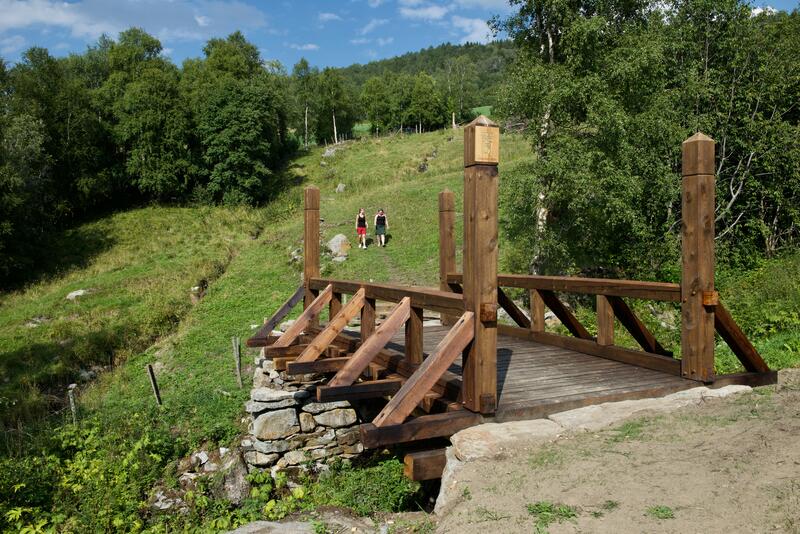 Rekonstruert bru langs Kongevegen, Dovre kommune. Foto: Hans-Jacob Dahl (Foto/Photo)