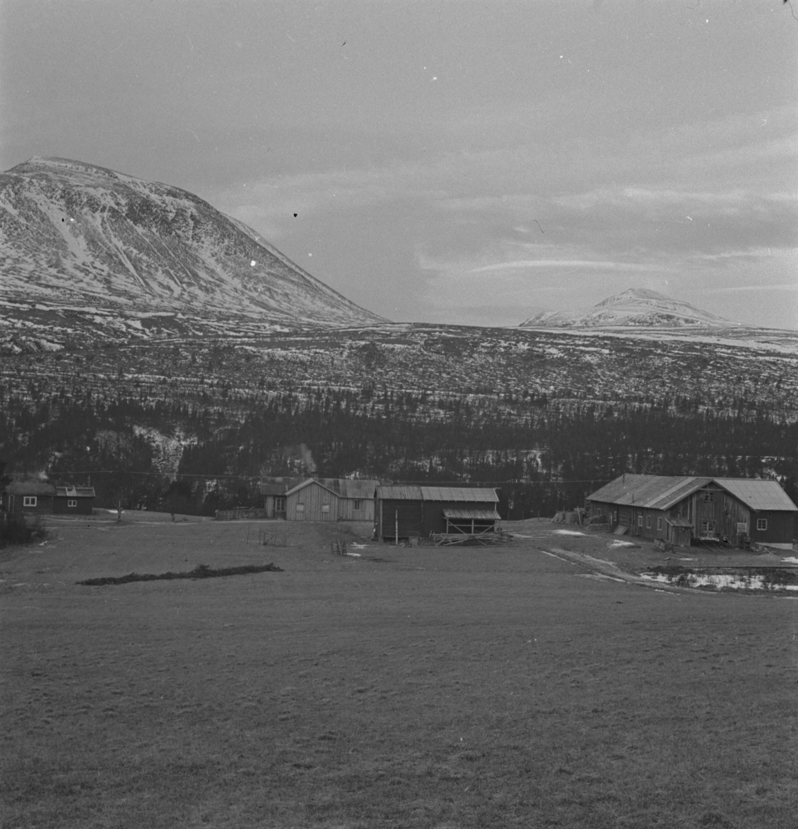 Folldal, Nord Atnedal, gård, fjell