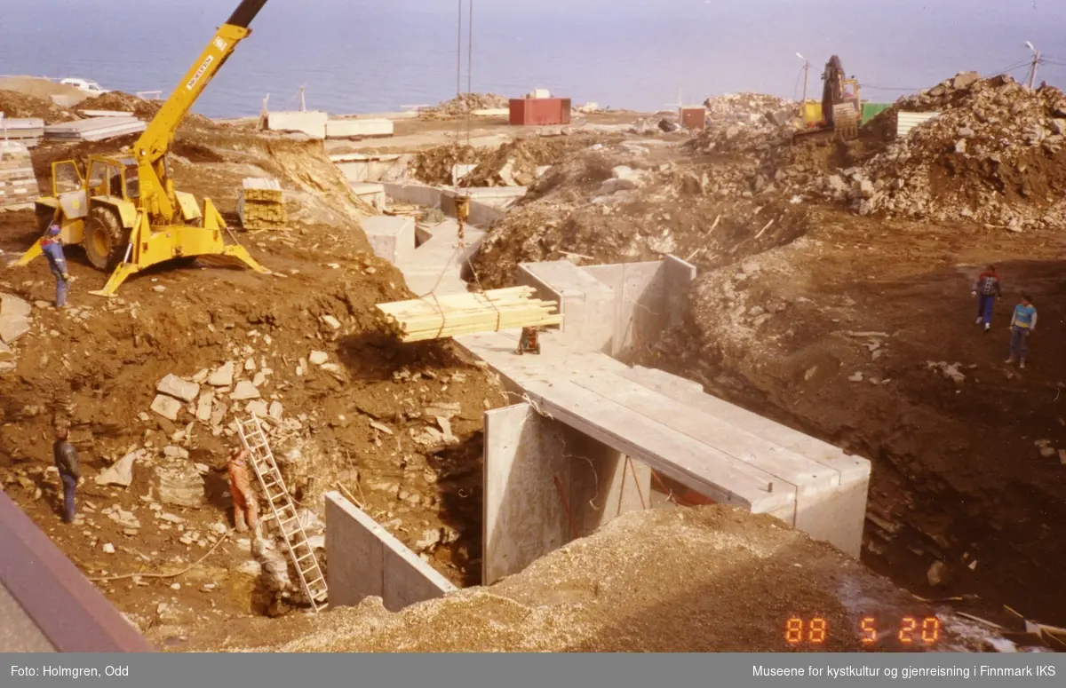 Nordkapp. Prosjekt "Nordkapp 1990". Utbygging av Nordkapphallen. 20.05.1988.