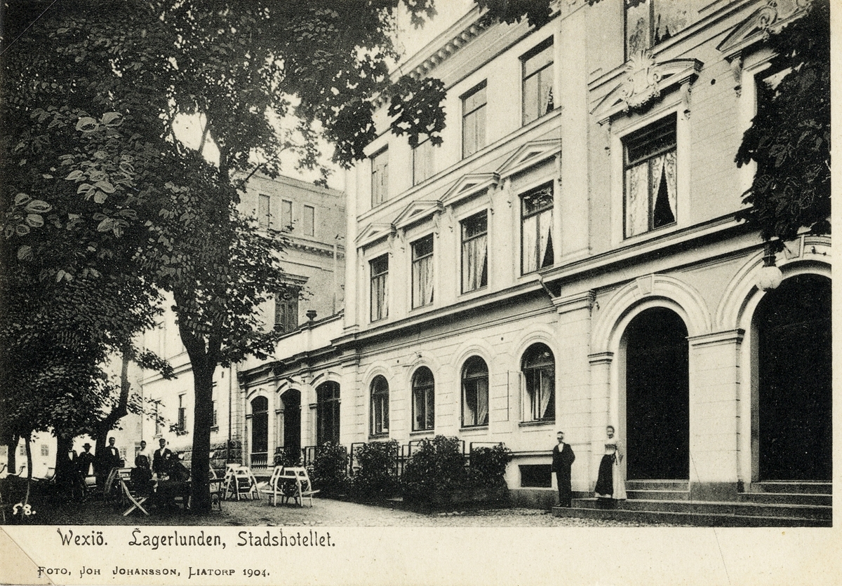 "Lagerlunden" vid stadshotellet i Växjö. 1904.