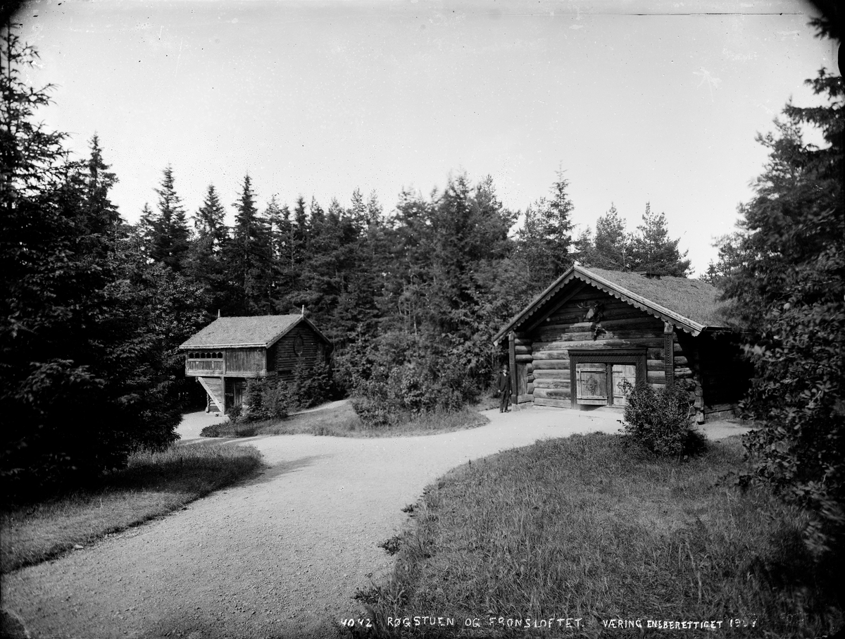 Røgstuen og Fronsloftet fra Norsk Folkemuseum