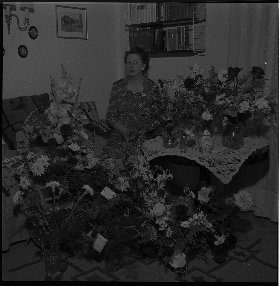 Födelsedag, okänd kvinna. Juli 1954