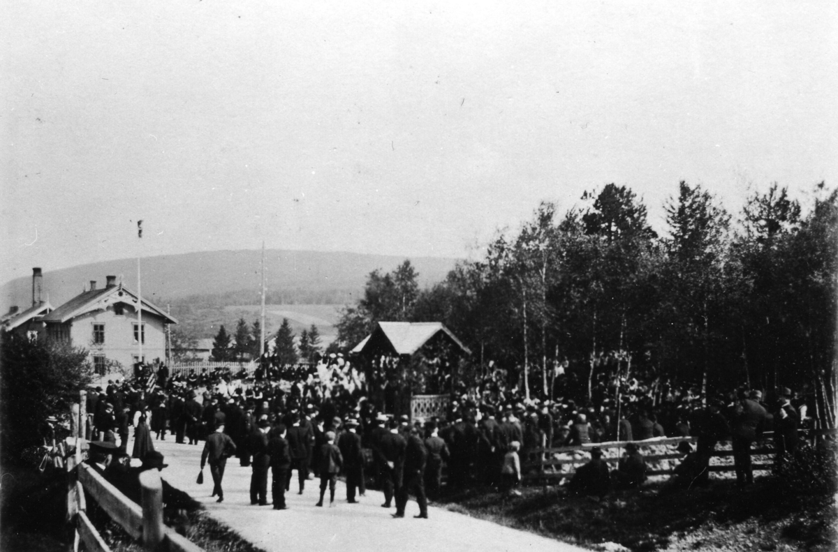 17. mai-feiring ved Tonar i Bø-gata