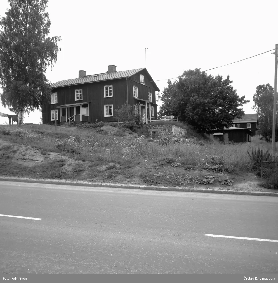 Boforsinventeringen, arbetarbostäder. Gråbo, Korpkullen.
Hus 1003, från sydost.