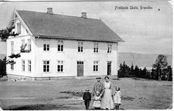Fredheim Skole, Brandbu.