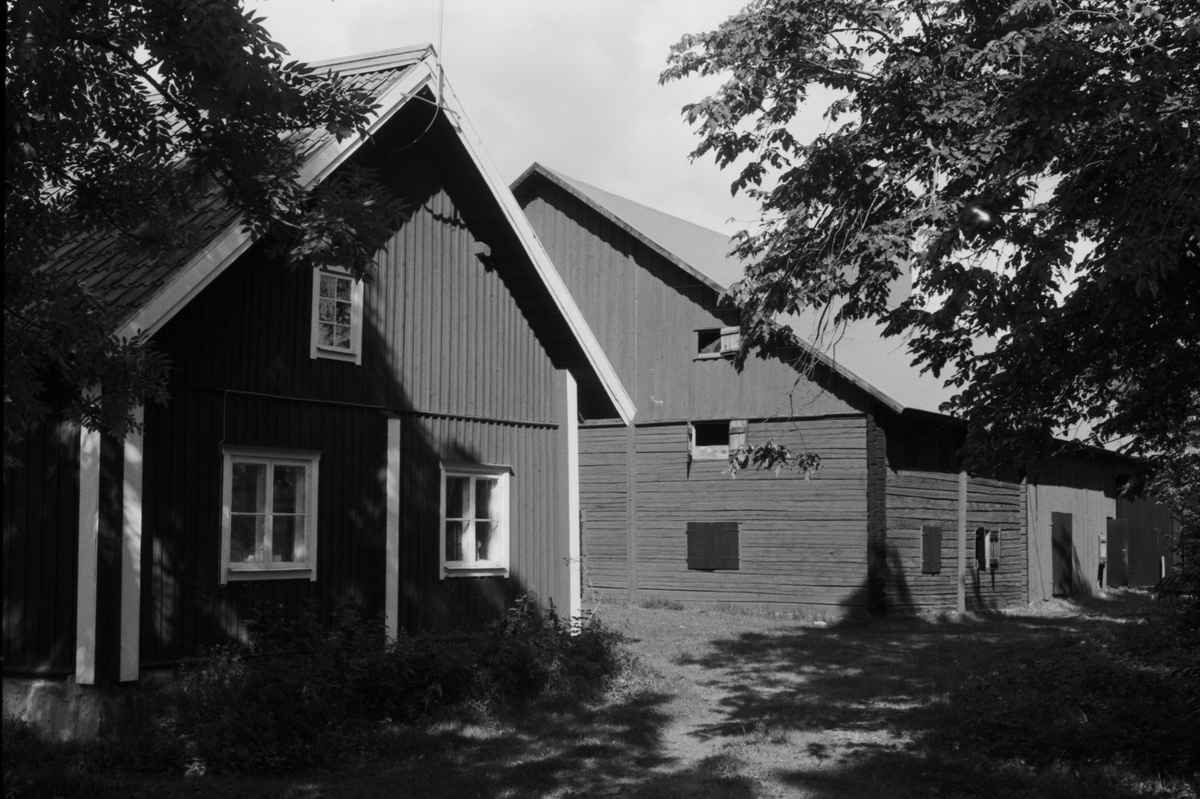 Bostadshus och magasin, Ålands-Österby 2:2, Åland socken, Uppland 1984