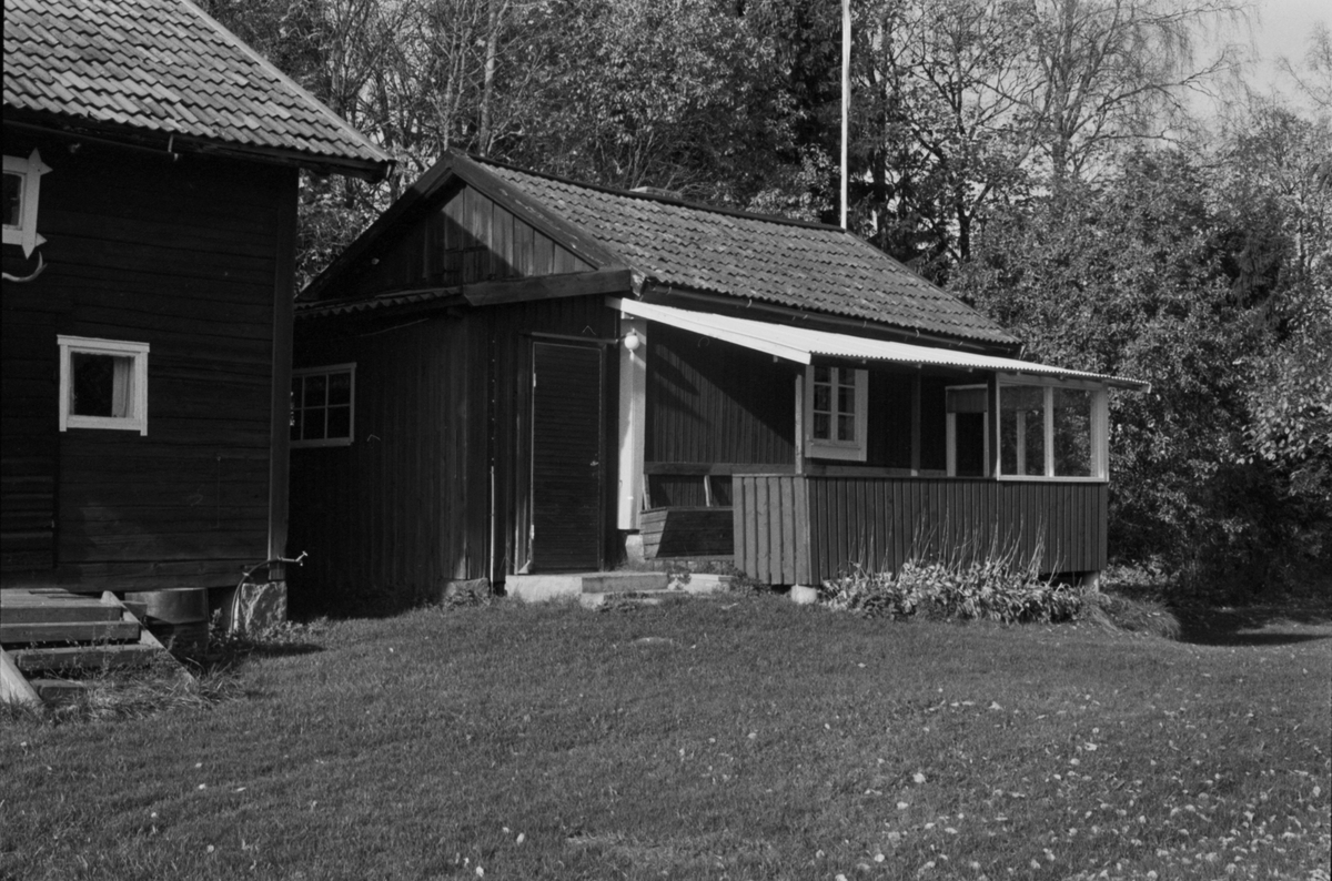 Källarbod, Ålands-Västerby 1:5, Åland socken, Uppland 1984