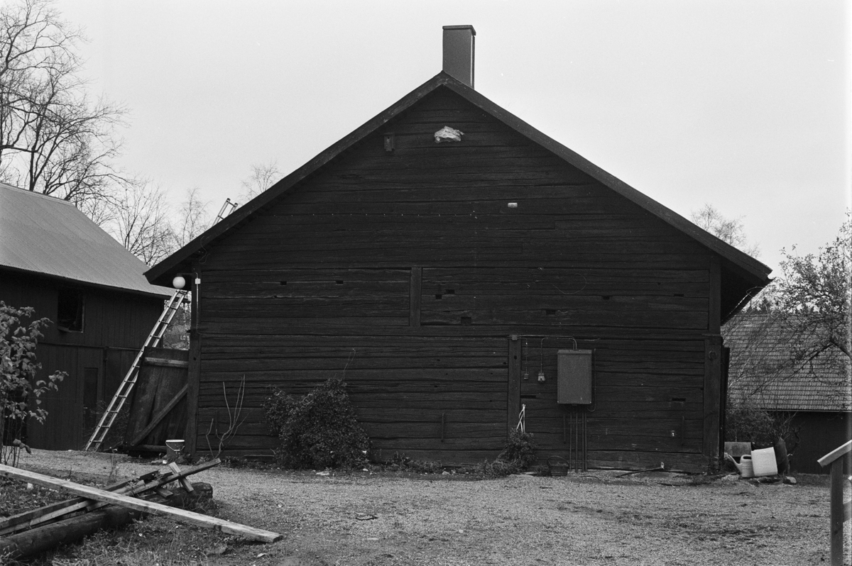 Stall, Stabby 2:18, Vaksala socken, Uppland 1984