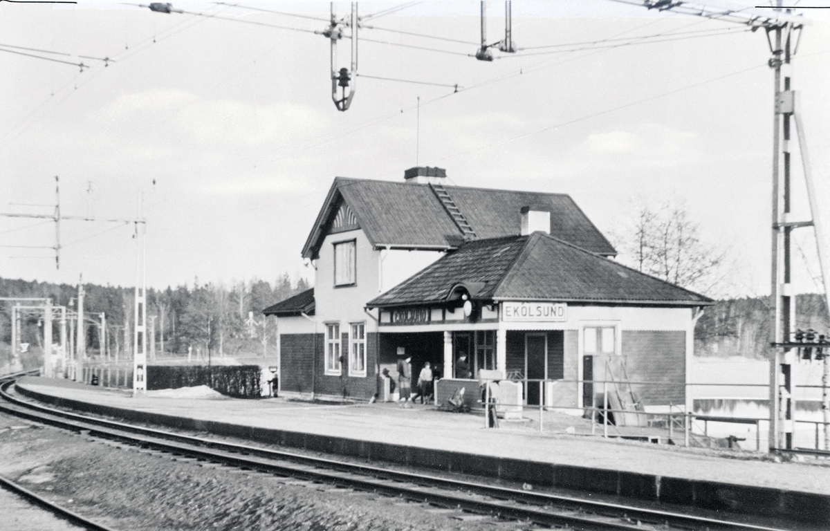 Ekolsunds stationshus