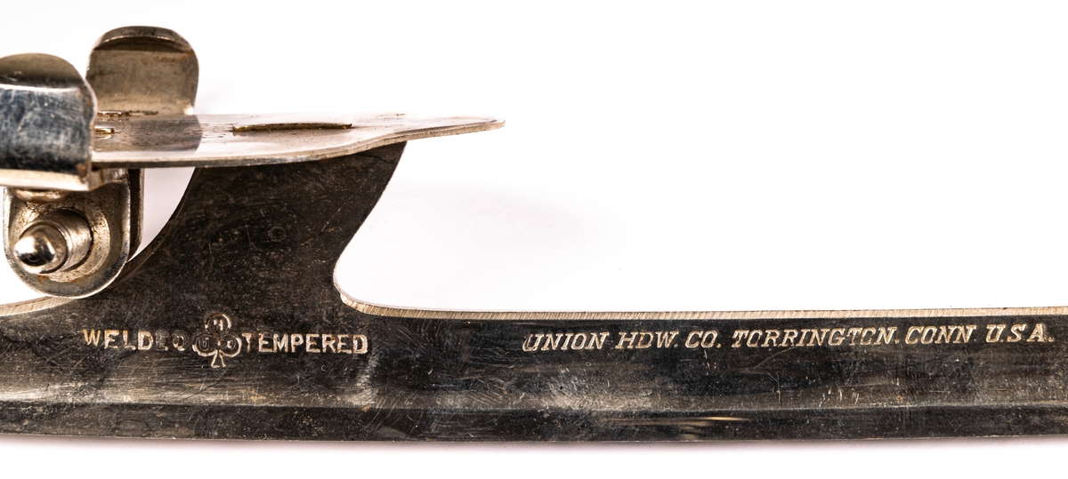 Skridskor, ett par, helt av stål, en stycken. Märkt Union HAndware & Co, Torrington Conn, USA. nr 12.