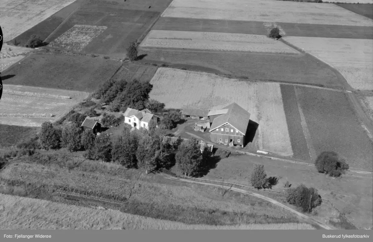 Svarstad gård - Buskerud fylkesfotoarkiv / DigitaltMuseum