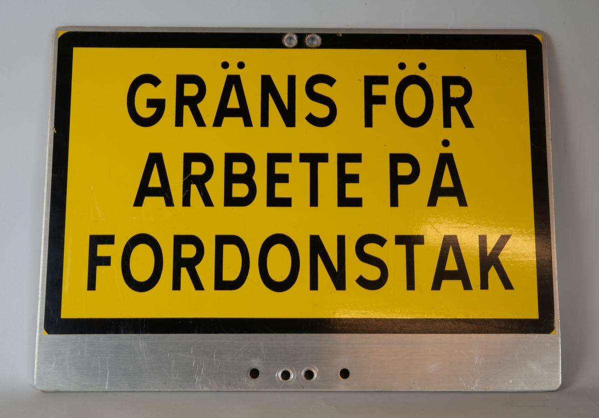 Skylt - Järnvägsmuseet / DigitaltMuseum