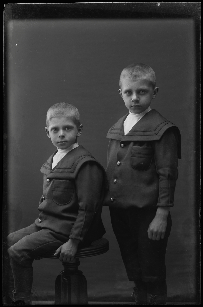 Tvillingarna Nils och Sven Johansson