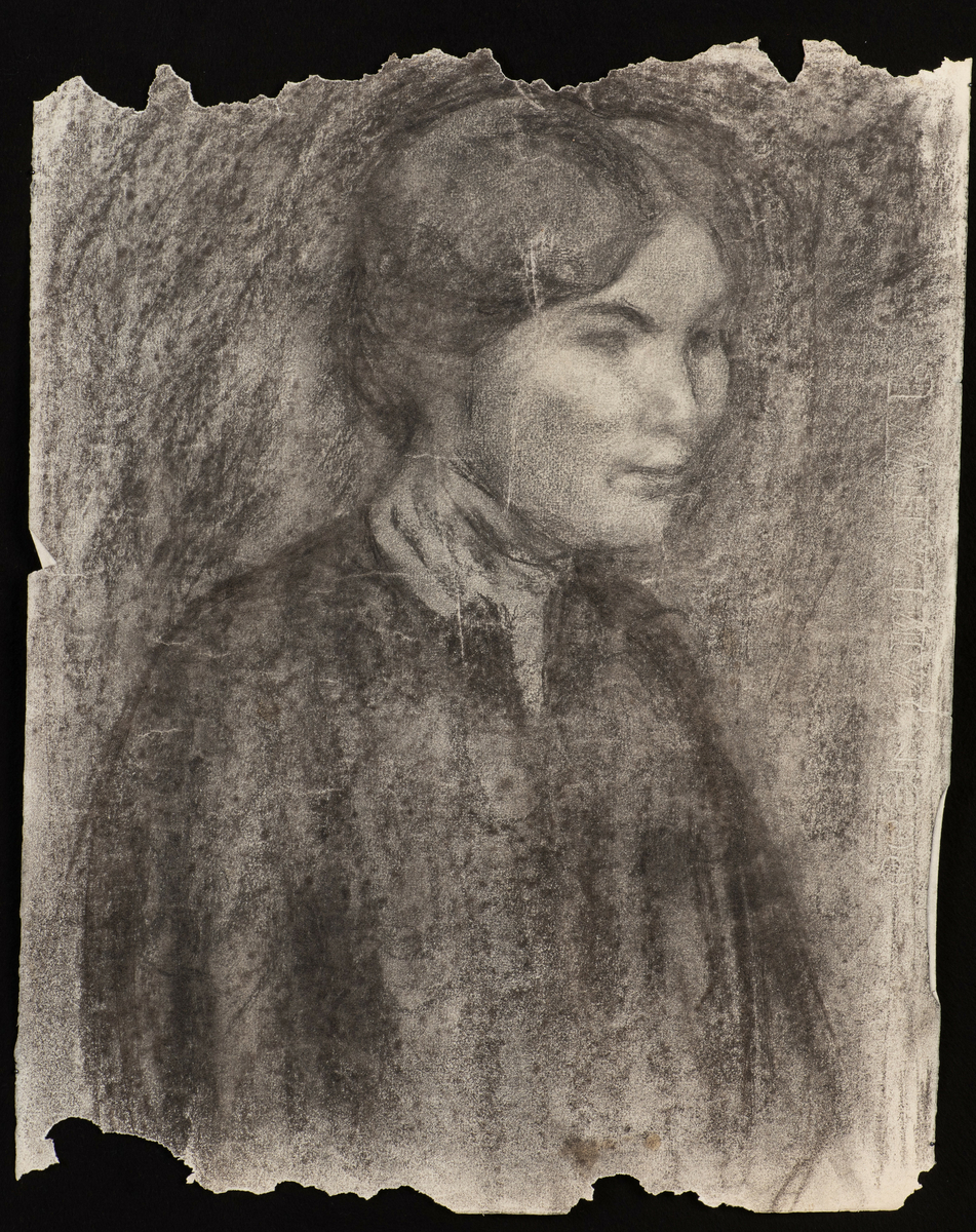 Portrett av ung kvinne i halvprofil