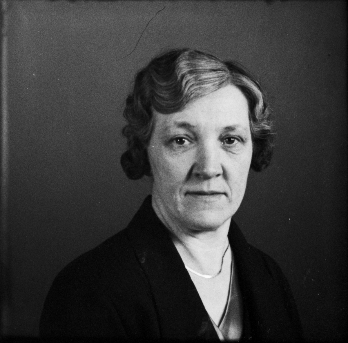 Ester Aspenlind från Östhammar, Uppland 1936