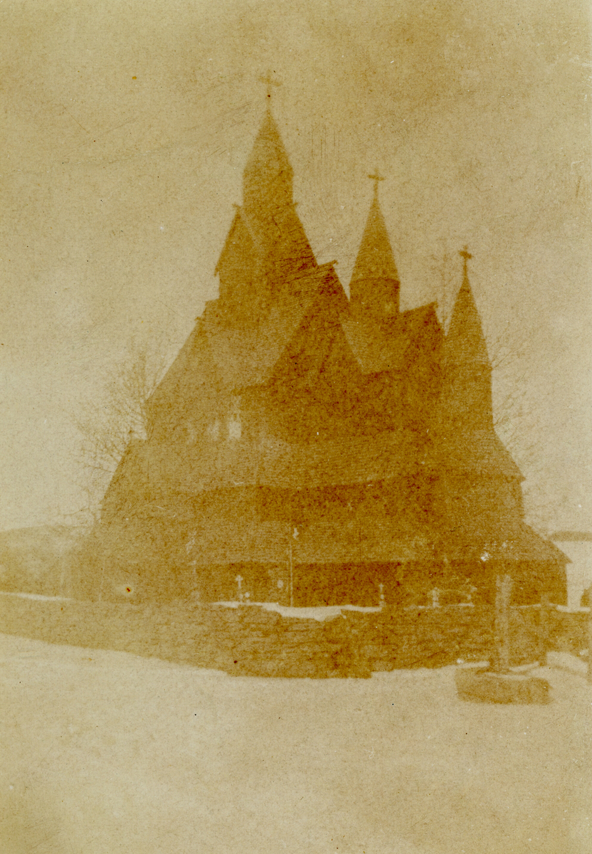 Heddal stavkyrkje søndag 30.3.1924