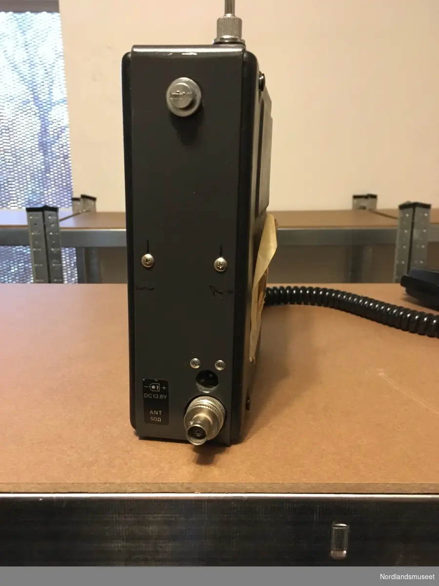 VHF for amatørbandet(2meter) IC-215 2Meter FM