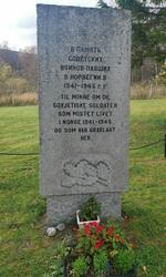 Minnestøtte (sovjetisk) på Helland kirkegård