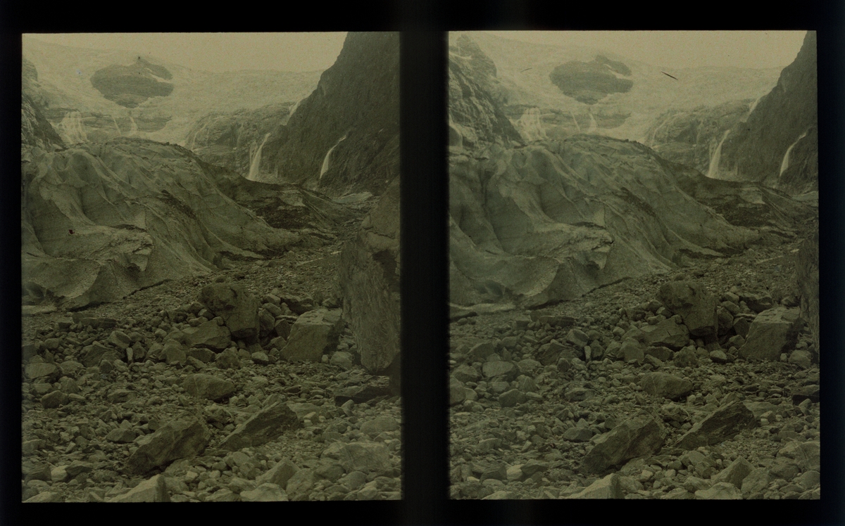 Kjenndalsbreen, Kjenndalen i Stryn. Tilhører Arkitekt Hans Grendahls samling av stereobilder.