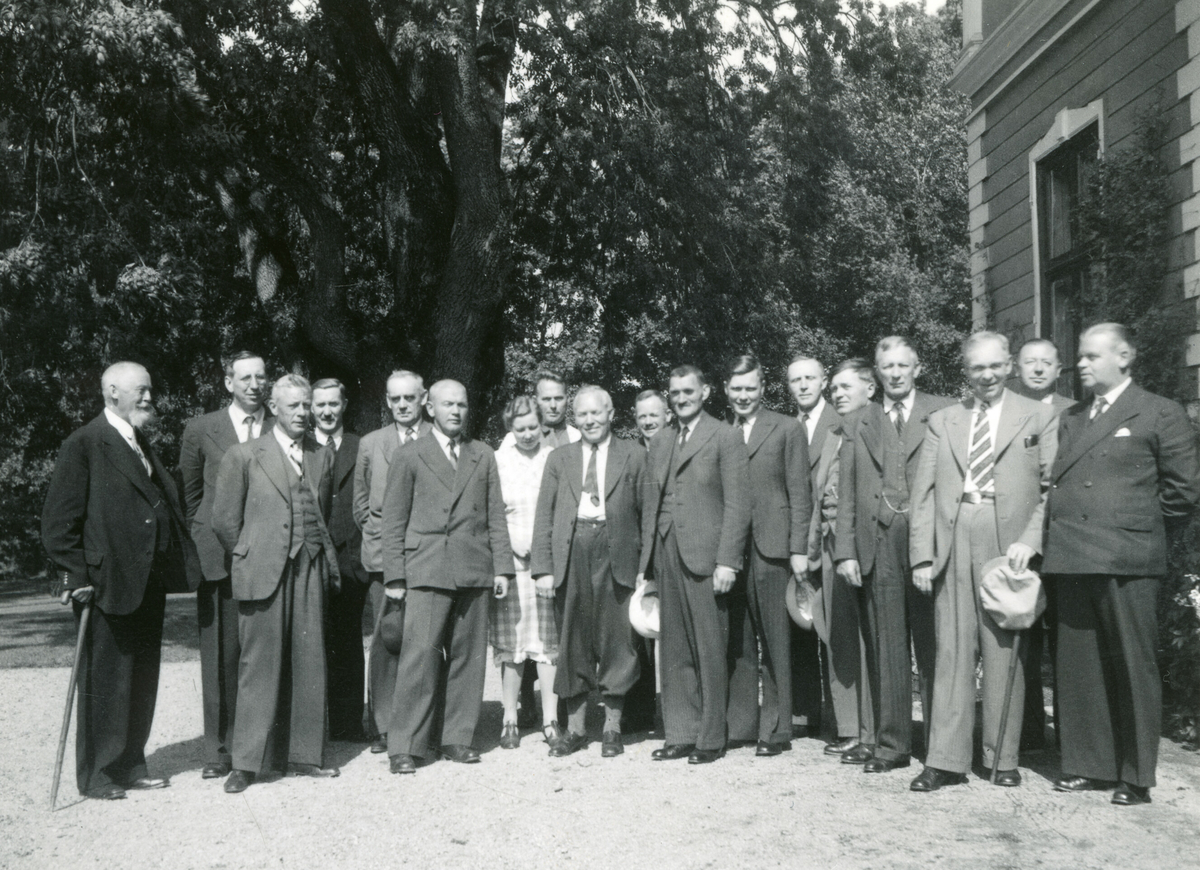 Kornrådets besøk på Gjerpen Småbruksskole 8. august 1939.