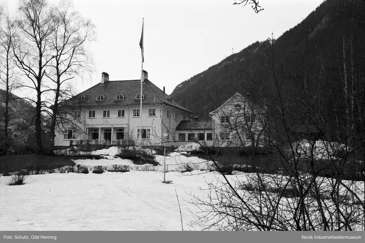 Administrasjonsbygningen til Hydro på Rjukan, Admini.