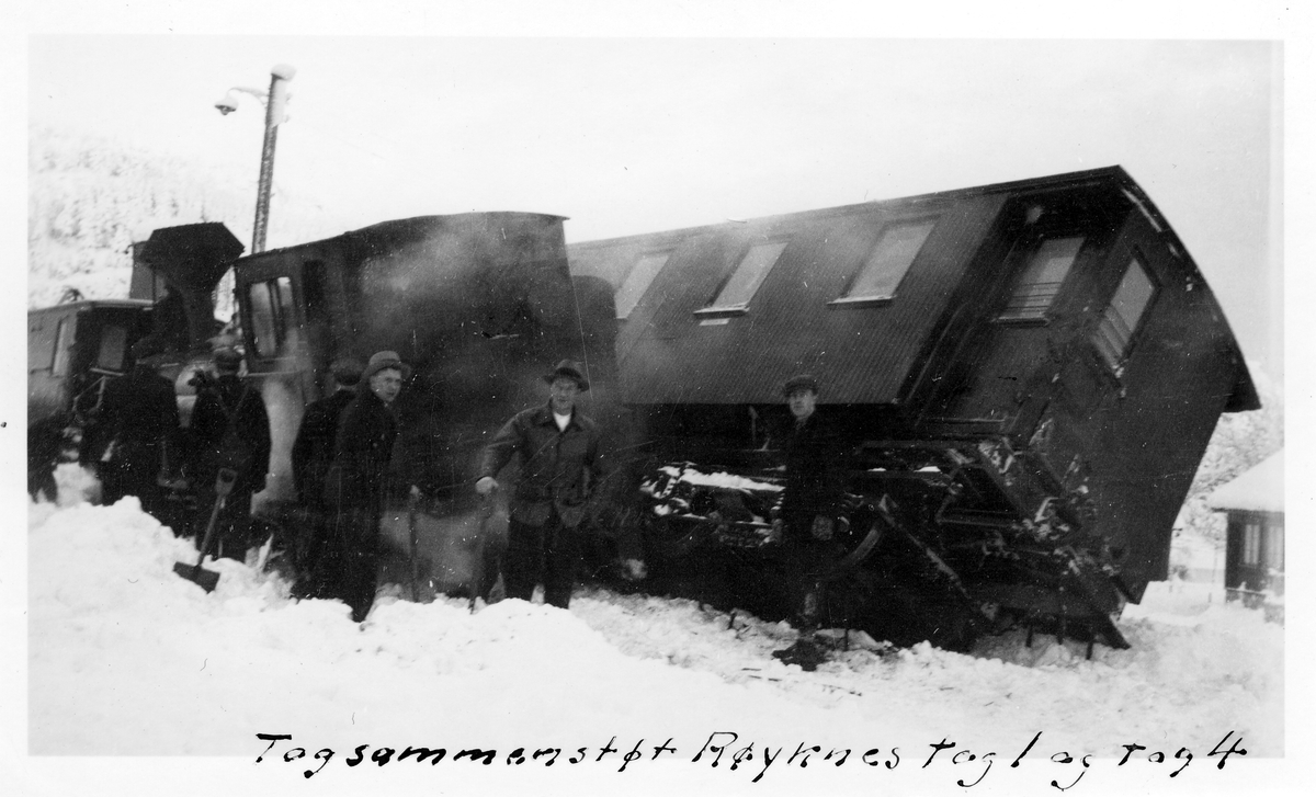 Setesdalsbanen. Togsammenstøt mellom Tog 1 og Tog 4 på Røyknes. 22. desember 1935.