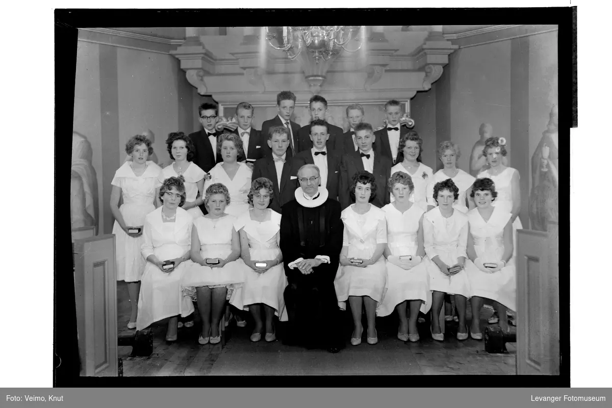 |Konfirmasjon 1960 i Vinne kirke, Verdal.