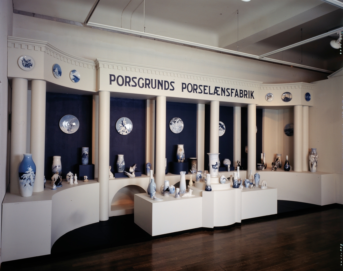 Porsgrunn Porselensfabrikk Jubileumsutstilling i OK - 85