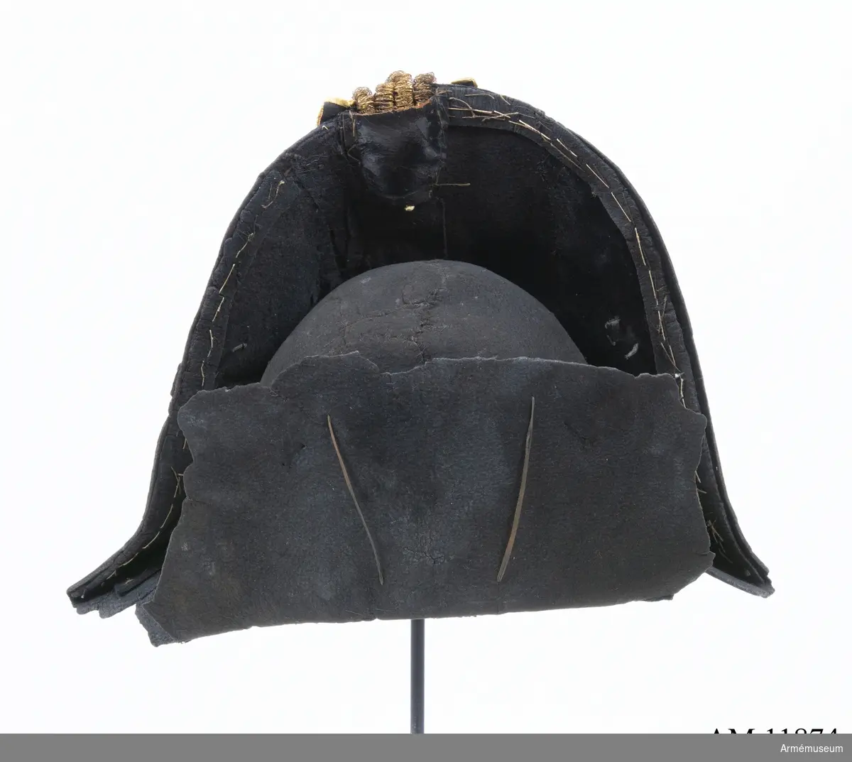 Grupp C I.
Trekantig hatt av filt, 1800-talets början.