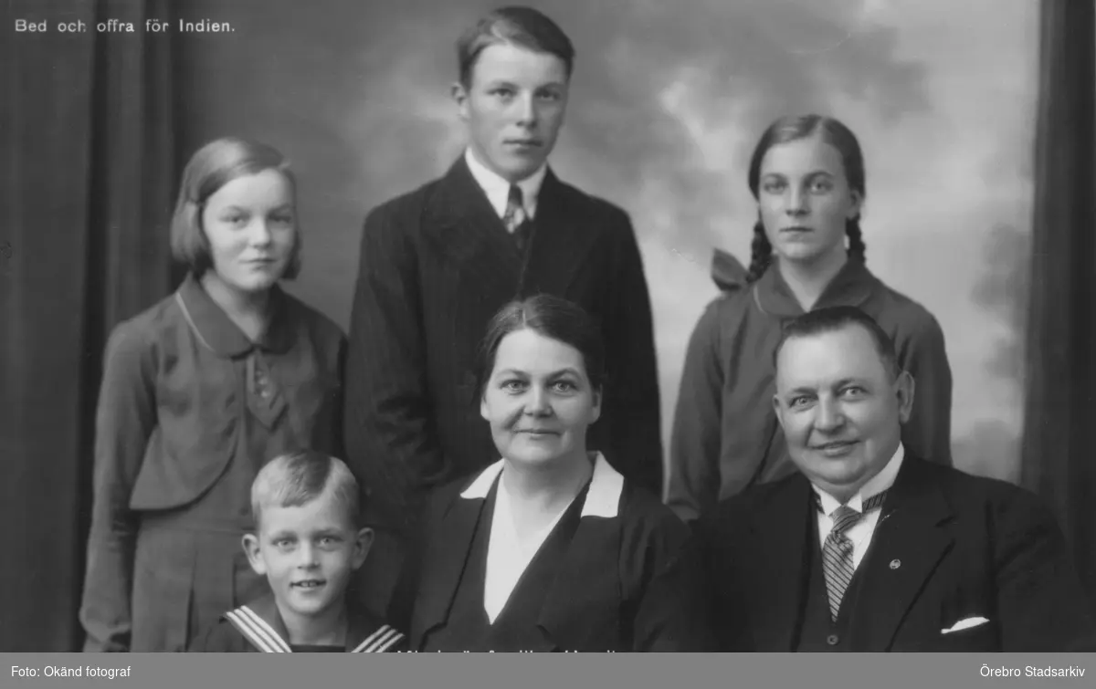 Missionärsfamilj

Missionärsfamiljen Henriksson