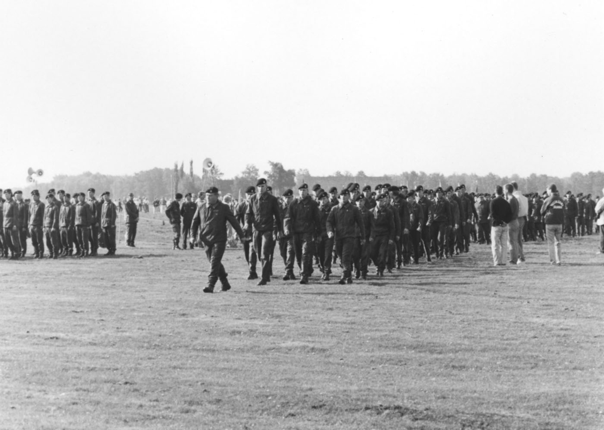 Försvarets dag i Axvall 19880910. - Garnisonsmuseet Skaraborg ...