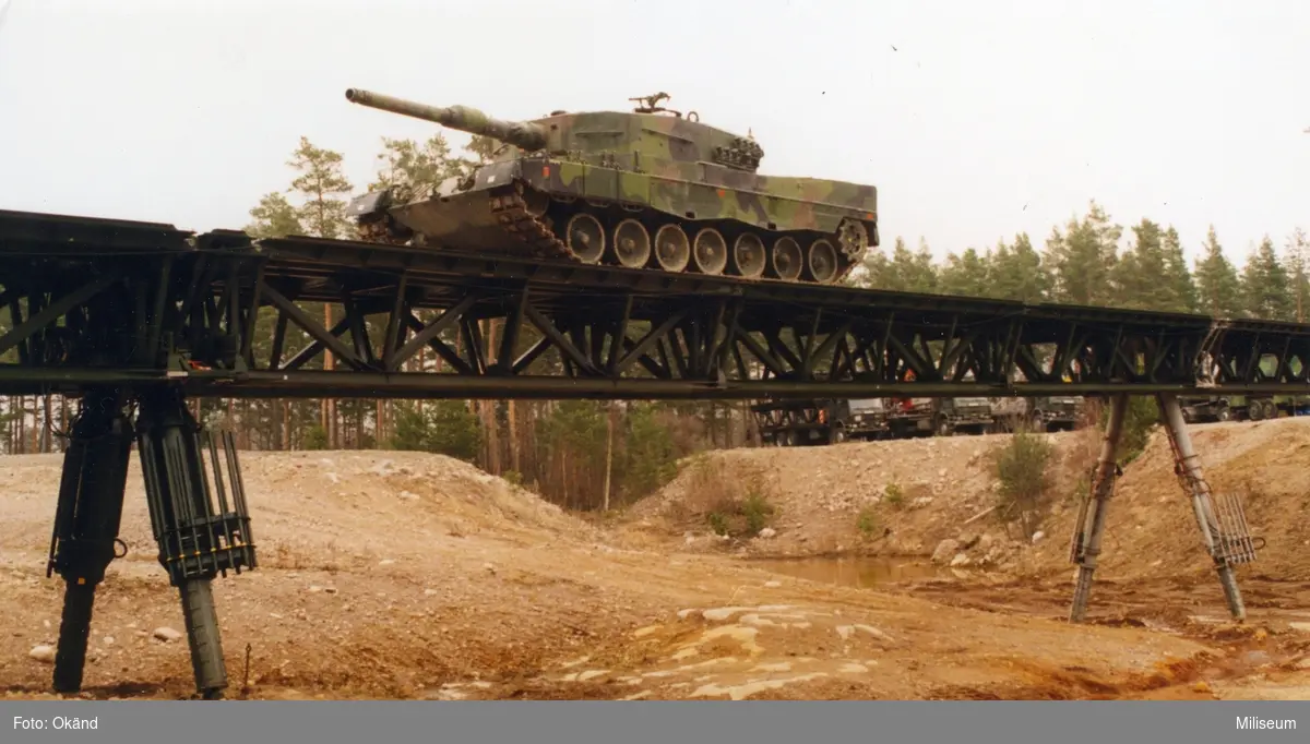 Krigsbro 6 (KB 6). Stridsvagn 121 "Leopard".