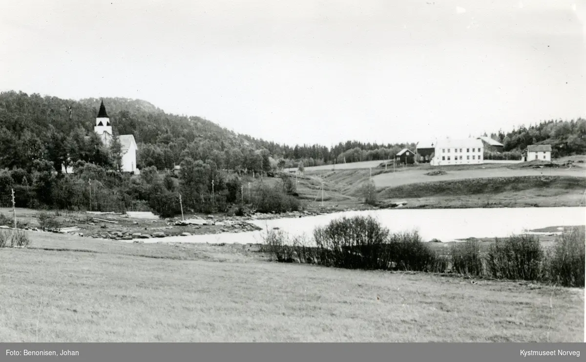 Kirken og Prestegården på Otterøya i Namsos kommune