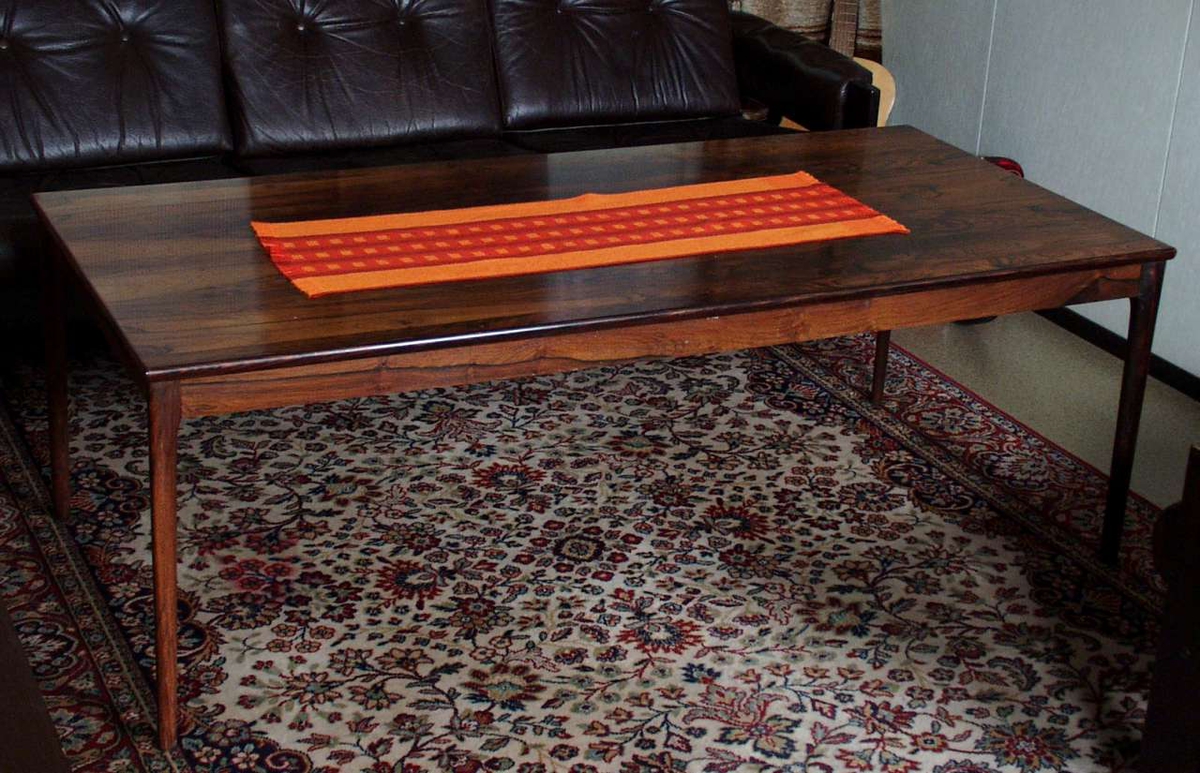 Salongbord i palisander.