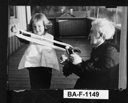 Fotomontasje, Karoline, Albert, garn, veranda,