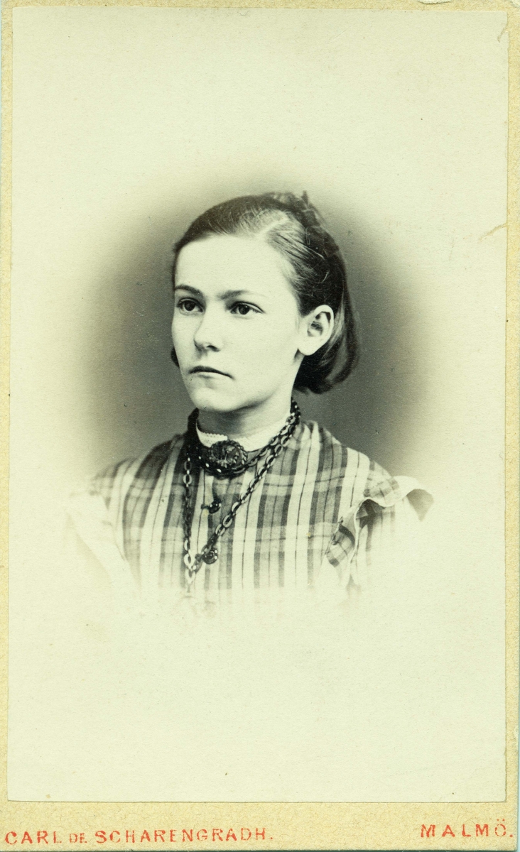 Porträtt på Victoria Andersson, gift Cassel.