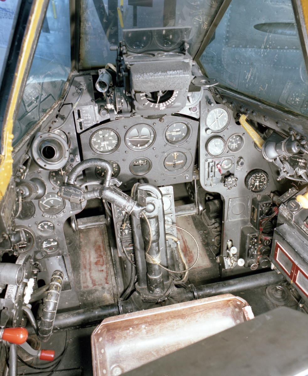 Cockpit de Havilland Vampire Mk.3. - Forsvarets museer / DigitaltMuseum