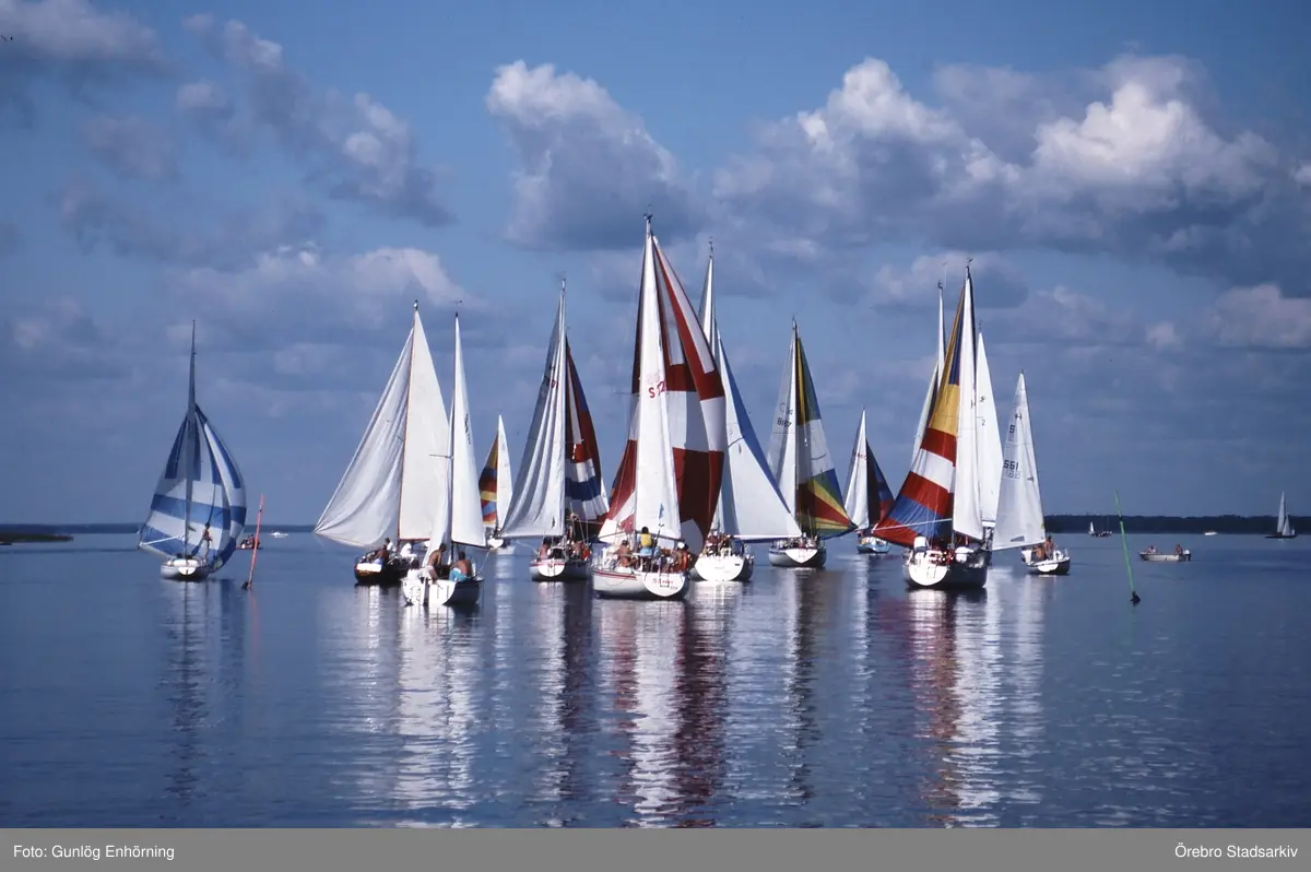 Segelbåtar i tävlingen Vinö Sail Race, 1988 - Örebro Stadsarkiv ...