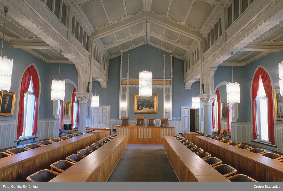 Plenisalen i Rådhuset, 1985-1987 - Örebro Stadsarkiv / DigitaltMuseum