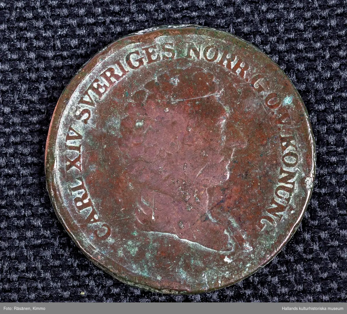 Arkeologiskt föremål. Mynt 2/3 skilling bancoFrån 1839Diameter 24 mm. 