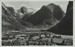 Postkort med motiv fra "Jölster - Stardalen". Udatert. Arbei