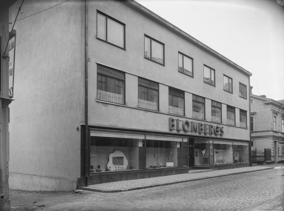 Blombergs 1937