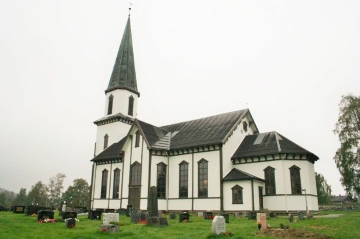 Sand kirke. Nord-Odal. Foto: kirkesøk.no