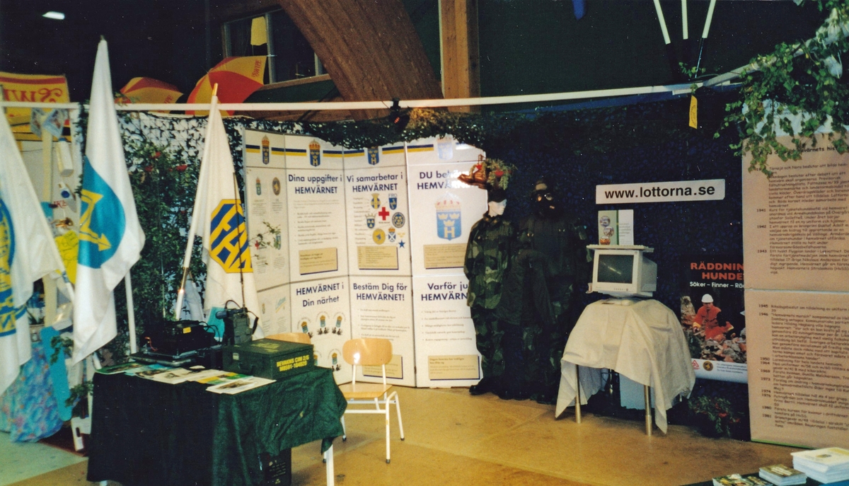 Rekrytering till Hemvärnet vid Odenhallen i Falköping 2000-09-16.