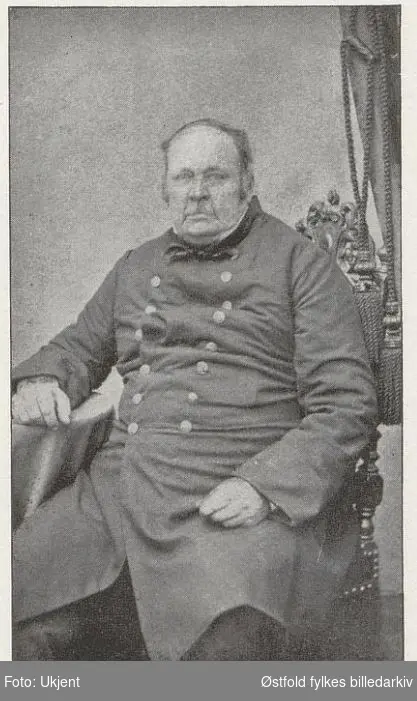 Portrett av løytnant Andersen, ordfører i Tune  1840-1845.
Se opprinnelig bilde av hele personen, bilde nr. 2.