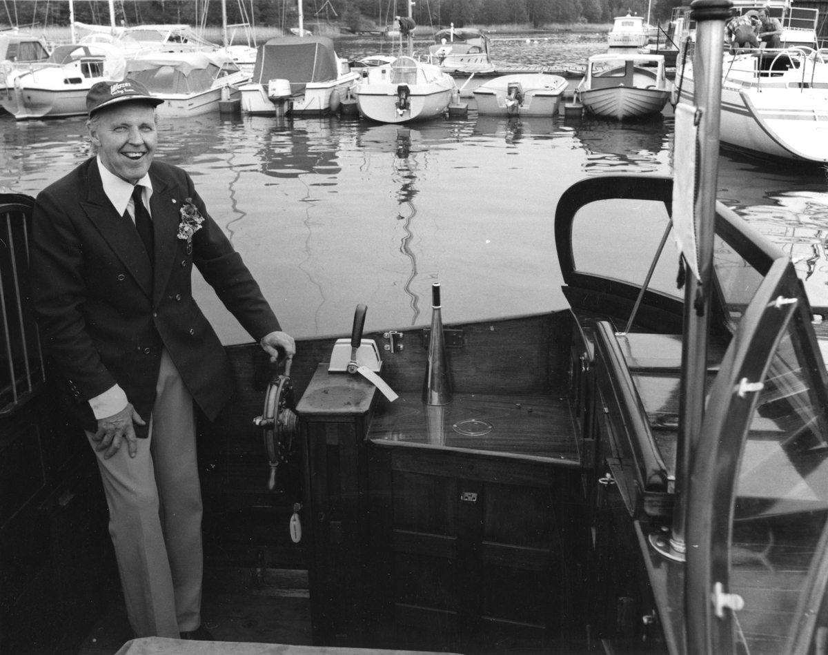 Gunnar Fritz-Crone ombord på WIKING X.
