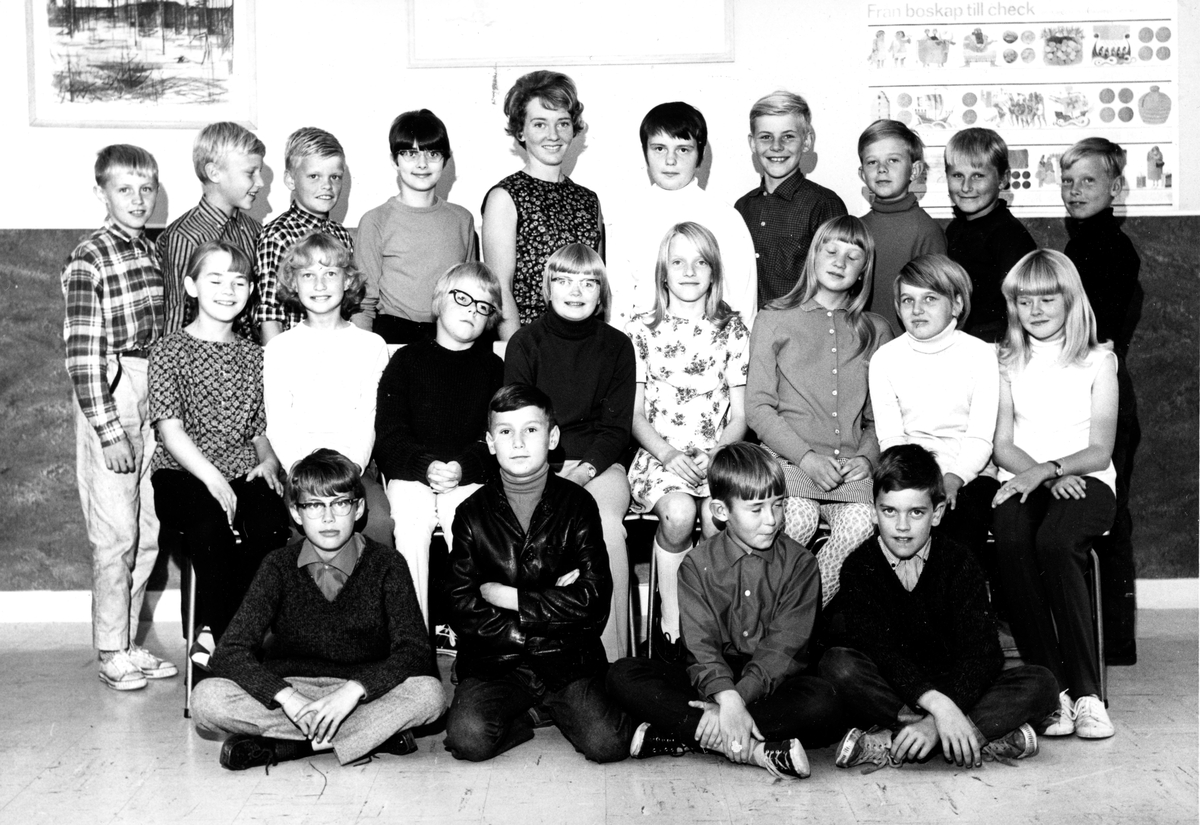 Kinnarps skola 1966. Anne-Marie Andersson.