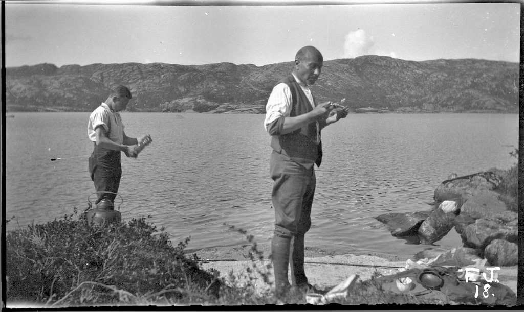 Fundingsland, Mor, far, Jon, Einar - Ryfylkemuseet / DigitaltMuseum